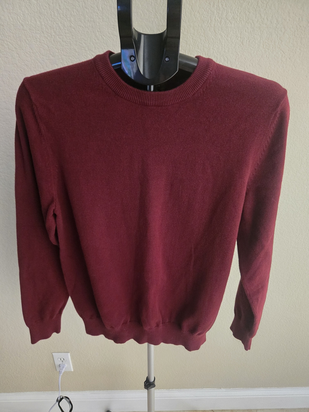Merona Men's Burgundy Crewneck Sweater